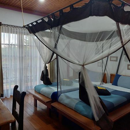 Island Continent Hotel Ivato  Luaran gambar