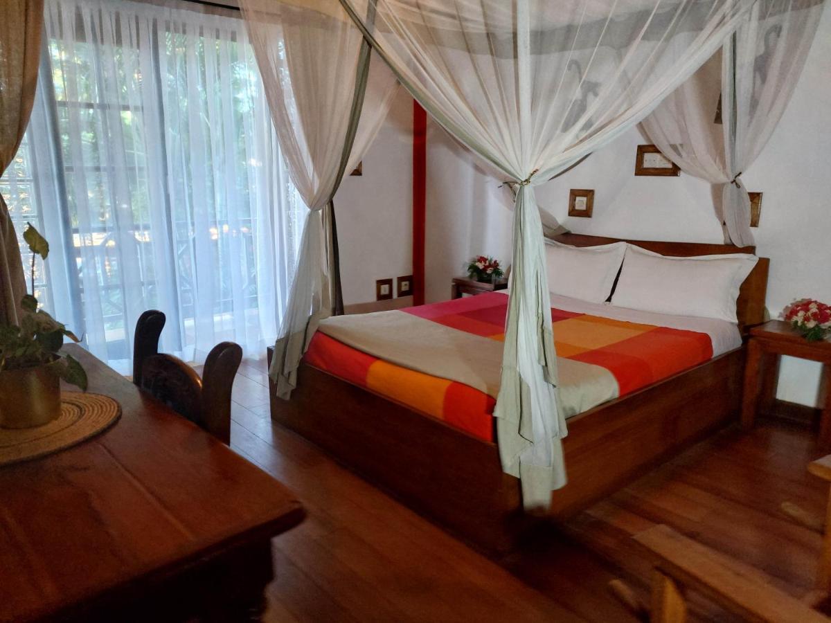 Island Continent Hotel Ivato Airport Luaran gambar