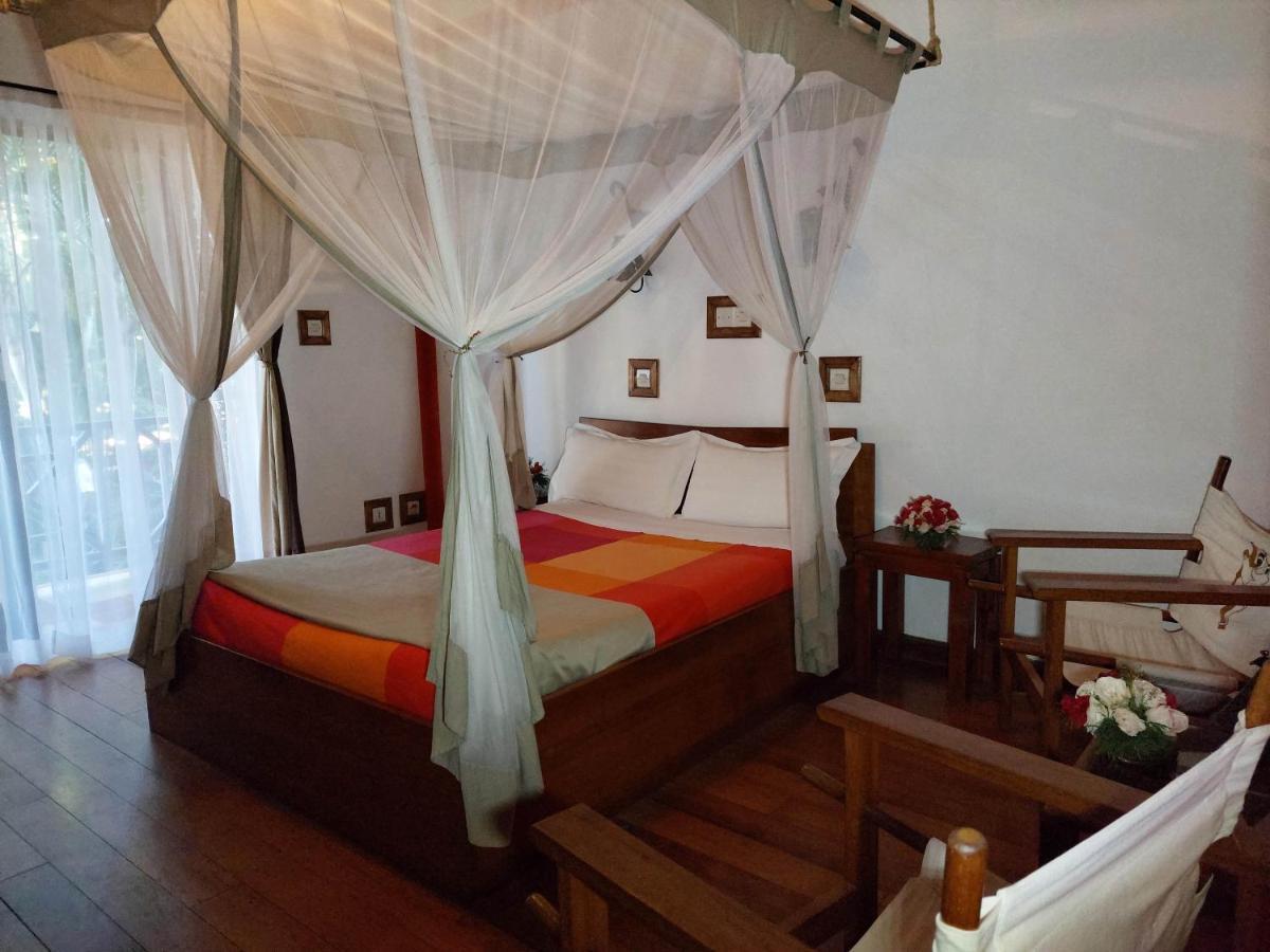Island Continent Hotel Ivato  Luaran gambar